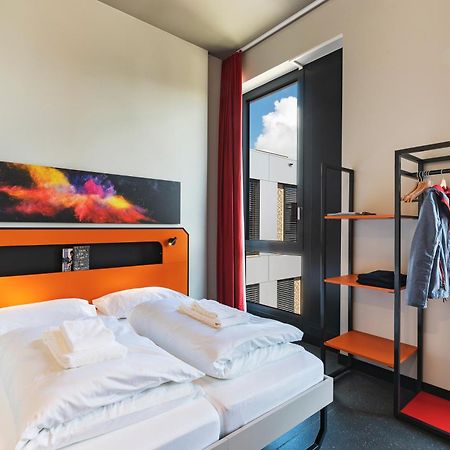 Meininger Hotel Geneve Centre Charmilles エクステリア 写真